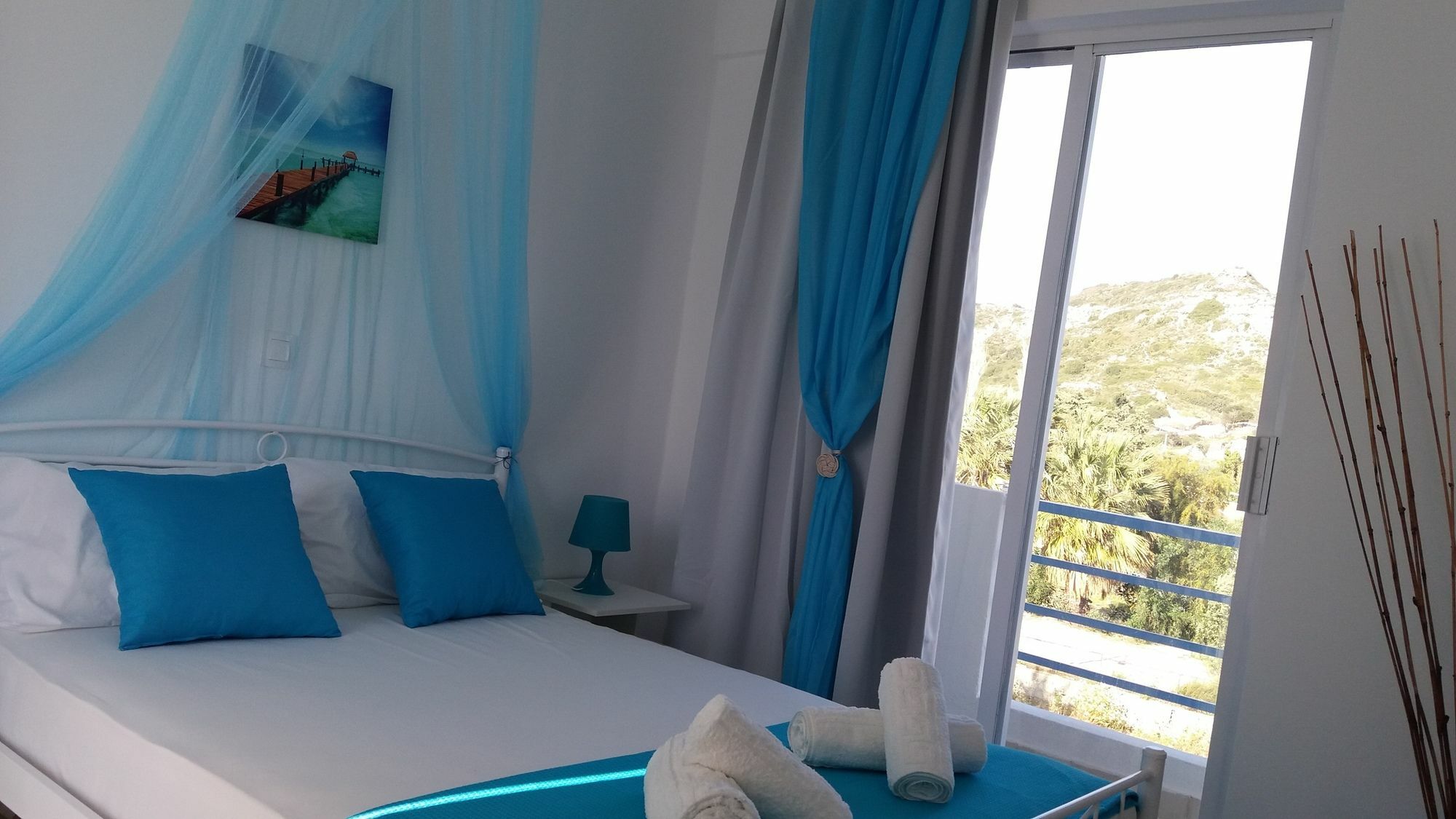 Sofias Blue Apartment ฟาลิรากี ภายนอก รูปภาพ