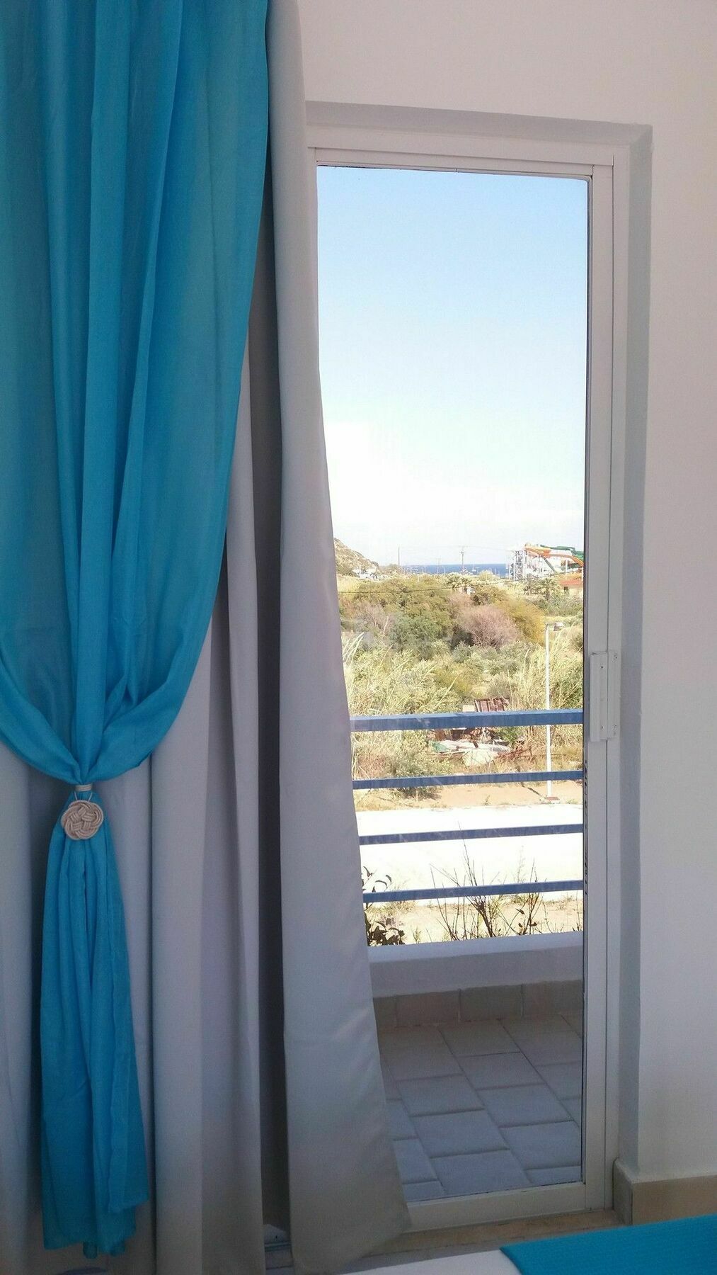 Sofias Blue Apartment ฟาลิรากี ภายนอก รูปภาพ