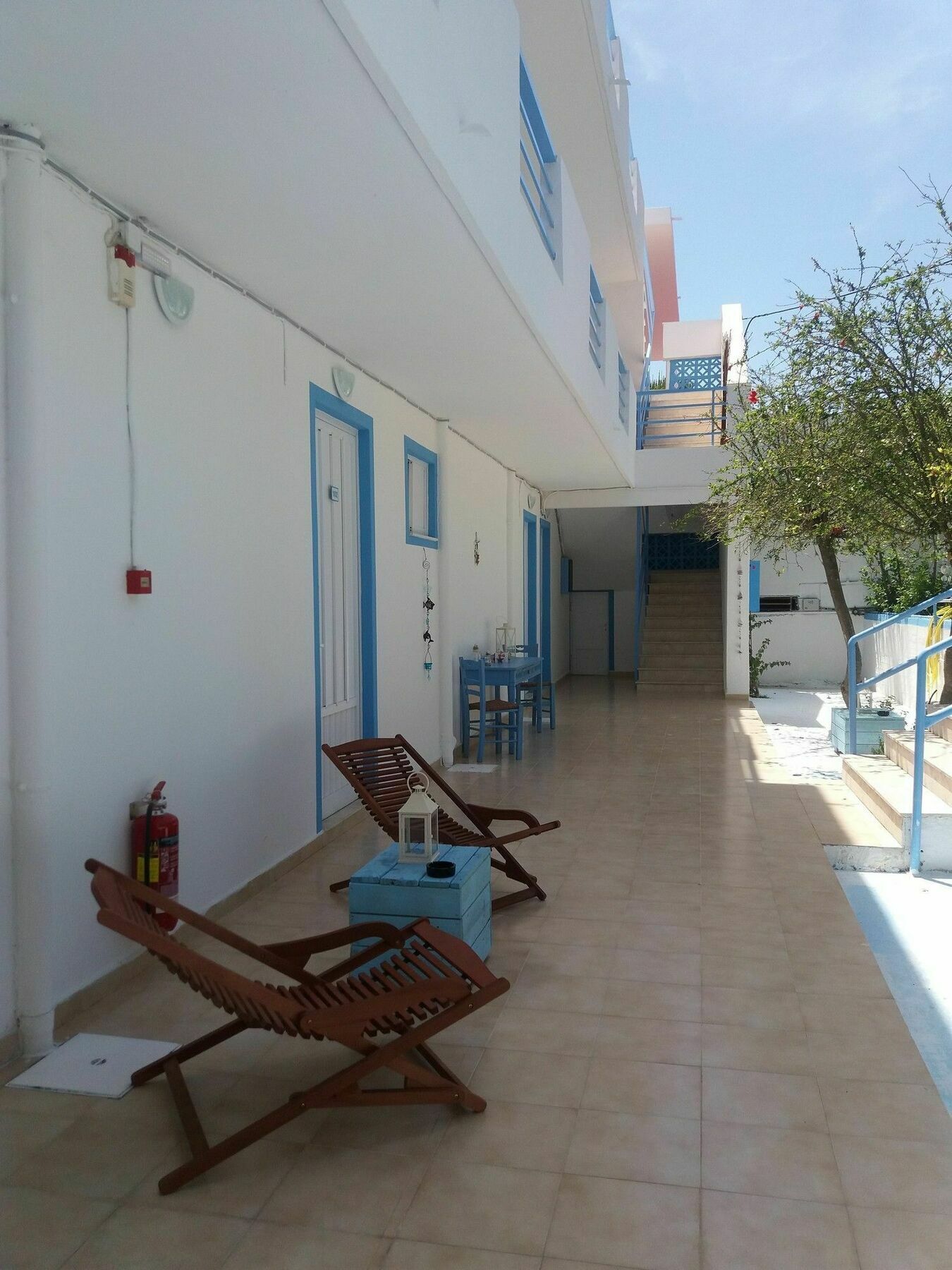 Sofias Blue Apartment ฟาลิรากี ภายนอก รูปภาพ